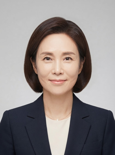 김돌봄 증명사진